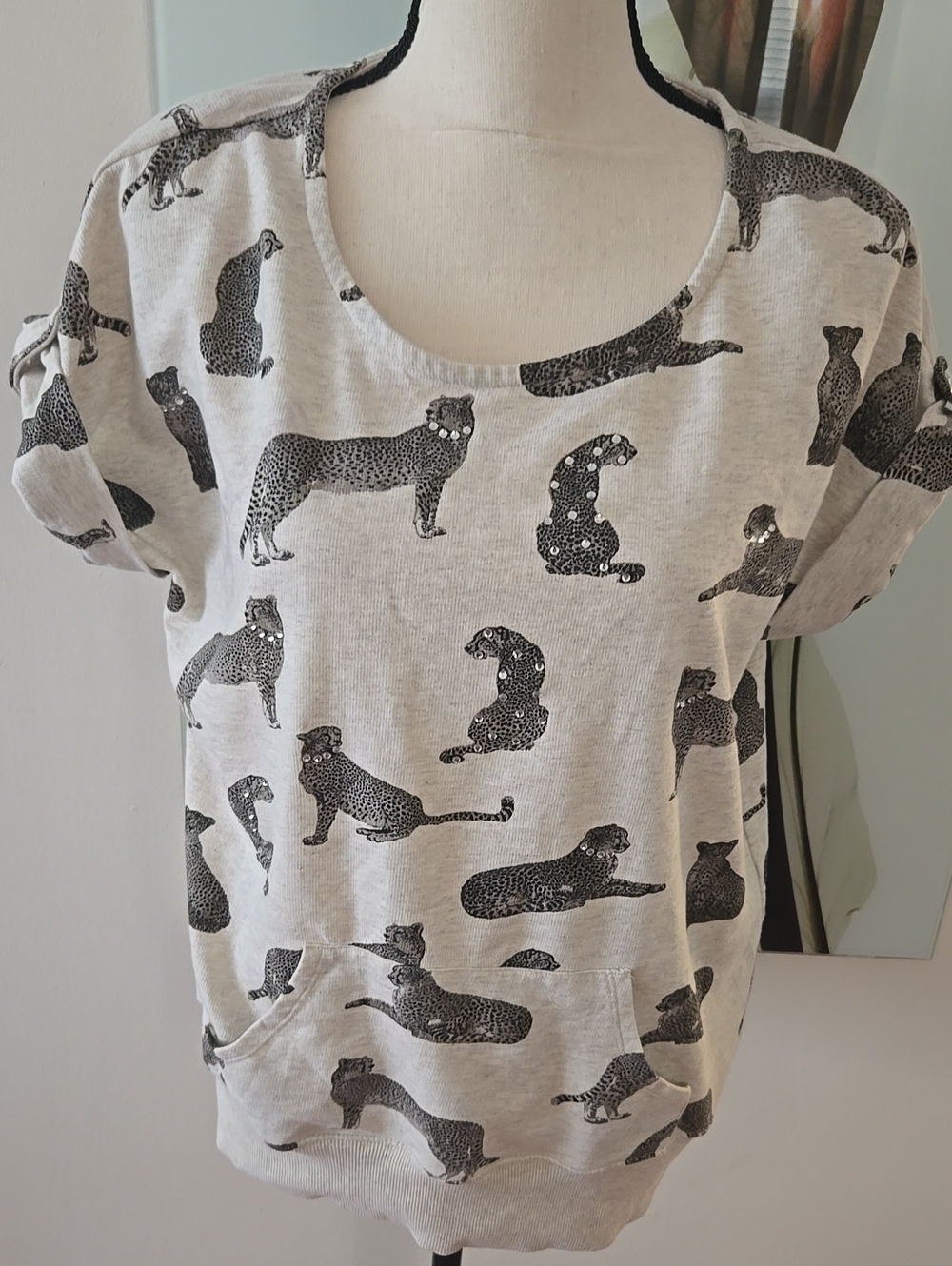 Light Gray Leopard Print Pocket Tee